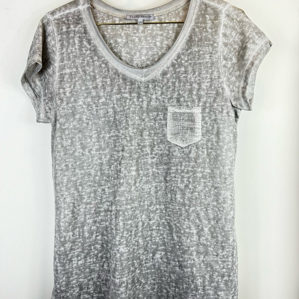 Tempo Paris Classic Cotton Linen Feel T shirt with Star Design on the back